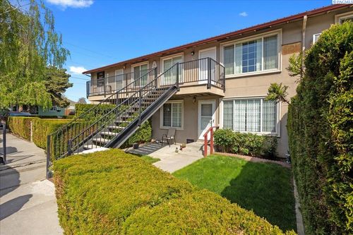 apt-a203-526 S 40th Ave, West Richland, WA, 99353-5173 | Card Image