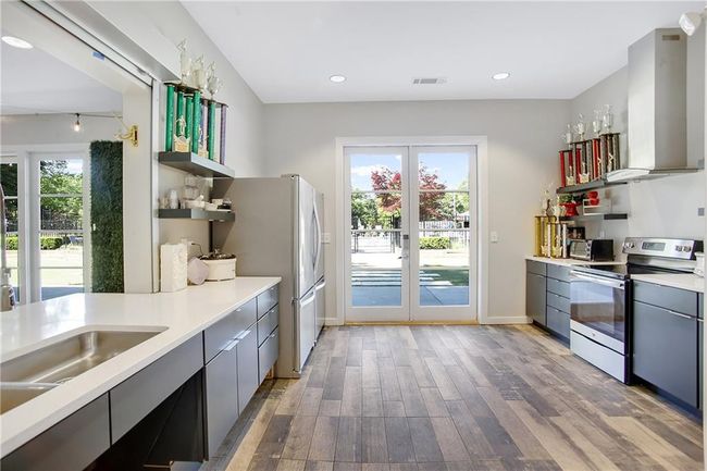 3899 Carlton Dr, House other with 4 bedrooms, 4 bathrooms and 2 parking in Chamblee GA | Image 72