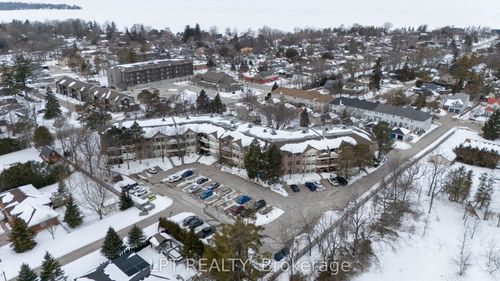 309-111 Grew Blvd, Jacksons Point, ON, L0E1L0 | Card Image