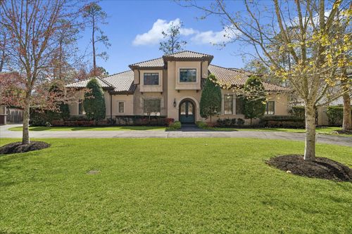 8 Greyton Ln, Houston, TX, 77024-6435 | Card Image