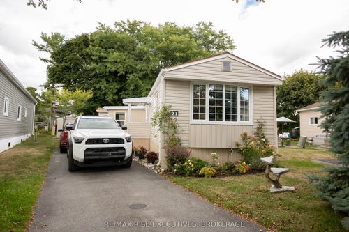 21 Powley Garden Drive, Kingston, ON, K7K6A2 | Card Image