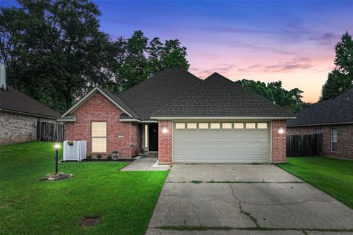 136 Satinwood Cir, Haughton, LA, 71037-9262 | Card Image