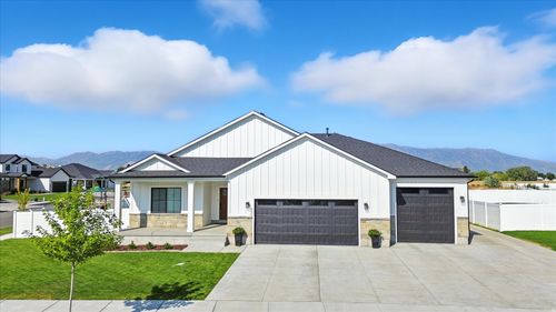 590 S 400 E, Hyrum, UT, 84319 | Card Image