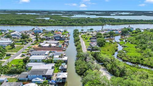 238 Indian Creek Rd, OAK HILL, FL, 32759-9514 | Card Image