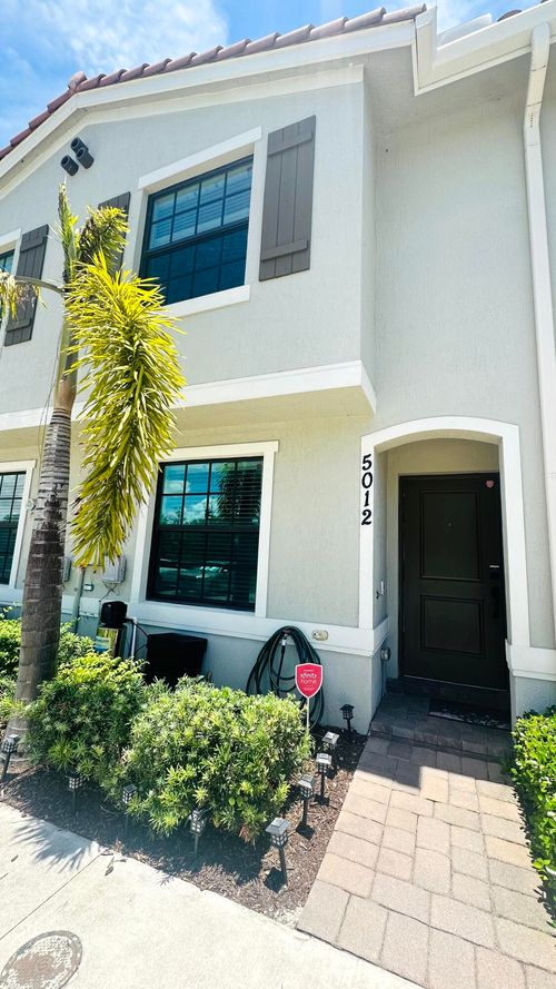 5012 Genove Pl, Riviera Beach, FL, 33410-1925 | Card Image