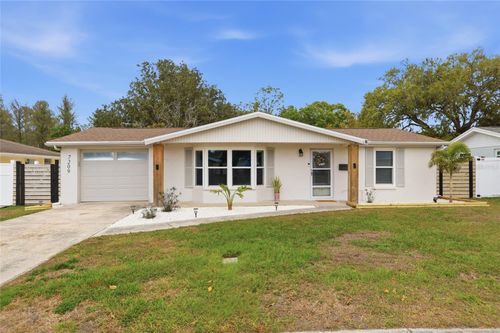 7209 Magnolia Valley Dr, NEW PORT RICHEY, FL, 34653-2417 | Card Image