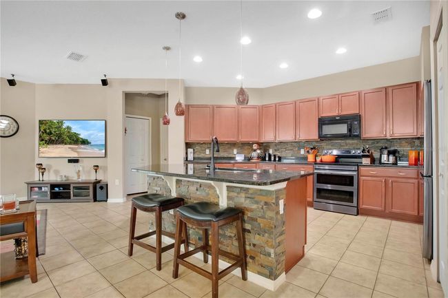 7518 Tangle Brook Blvd, House other with 4 bedrooms, 2 bathrooms and null parking in GIBSONTON FL | Image 6
