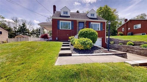 121 Rosemont Dr, Coraopolis, PA, 15108-2409 | Card Image