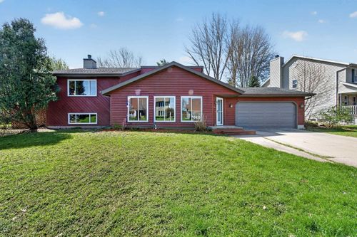 7115 Spring Hill Drive, Middleton, WI, 53562 | Card Image