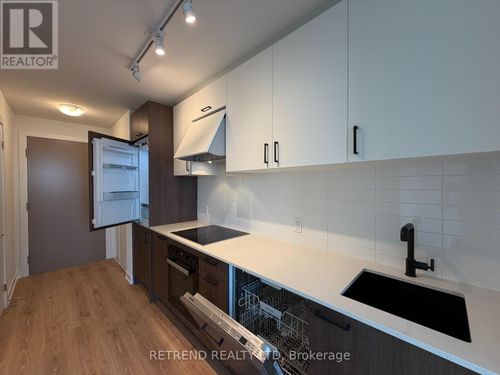 2906-5 Quarrington Lane, Toronto (Banbury-Don Mills), ON, M3C0S5 | Card Image