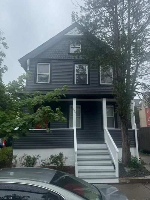 637 Union St, Orange, NJ, 07050-1226 | Card Image