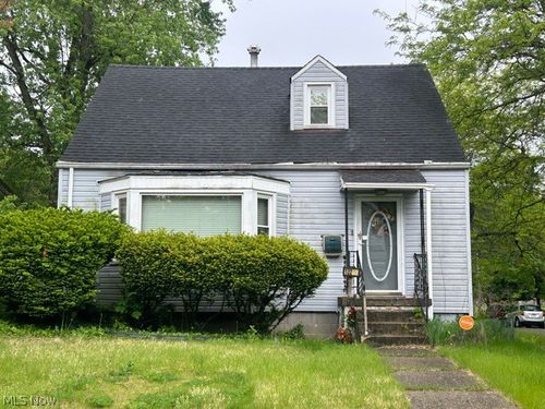 122 Alfaretta Ave, Akron, OH, 44310-2004 | Card Image