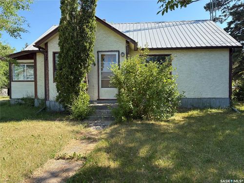 412 First Ave, Spy Hill, SK, S0A2A0 | Card Image
