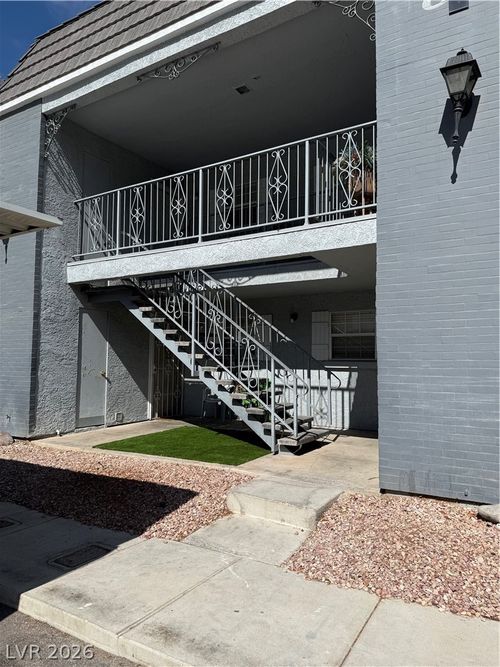 t5-3823 S Maryland Parkway, Las Vegas, NV, 89119 | Card Image