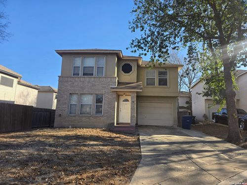 10 Cavelier Pass, San Antonio, TX, 78240-5233 | Card Image