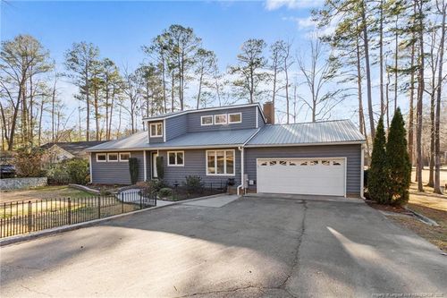 527 Perth Dr, Sanford, NC, 27332-7404 | Card Image