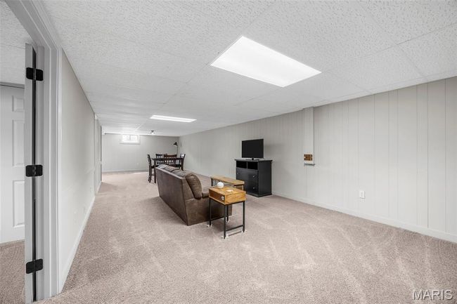 Lower Level Family Room | Image 23