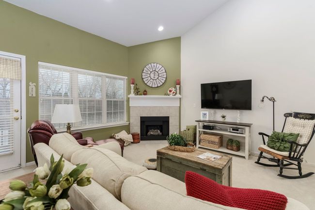 731 E Bluff Ct, Condo with 3 bedrooms, 4 bathrooms and null parking in Rochester Hills MI | Image 19