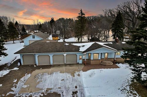 2118 Woodland Lane, Fergus Falls, MN, 56537 | Card Image