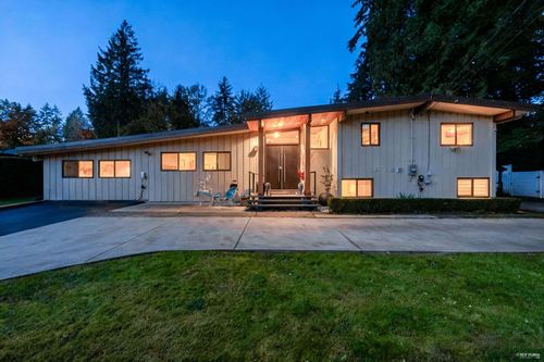475 Newlands Rd, West Vancouver, BC, V7T1W3 | Card Image