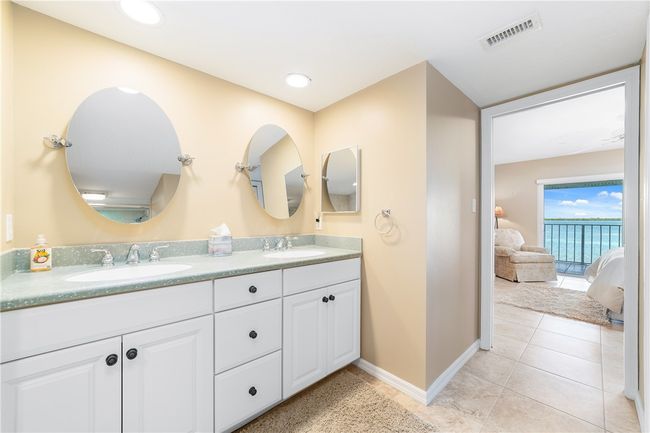 5934 - 5934 River Run Dr, House attached with 2 bedrooms, 2 bathrooms and null parking in Sebastian FL | Image 19
