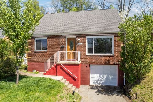 6740 E Barivista Dr, Verona, PA, 15147-1929 | Card Image