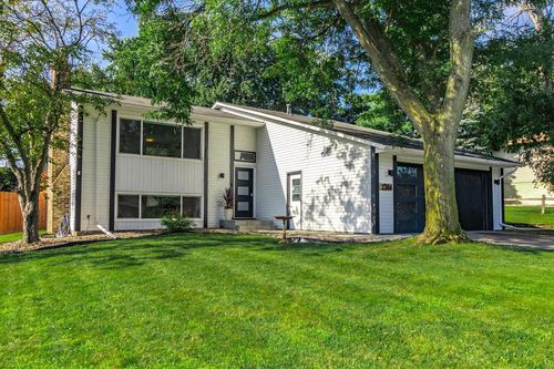 1384 Amaryllis Ln, Eagan, MN, 55123-1702 | Card Image