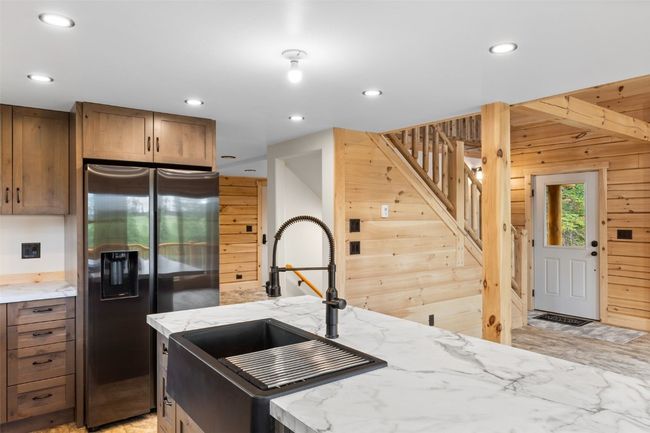 looking toward entry | Image 17