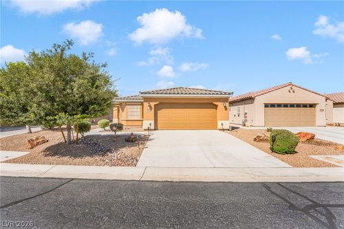 3740 Rocklin Peak Ave, North Las Vegas, NV, 89081-5264 | Card Image