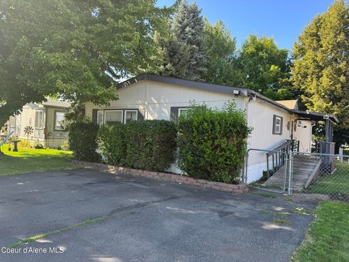 2233 W Jester Way, Post Falls, ID, 83854-8190 | Card Image