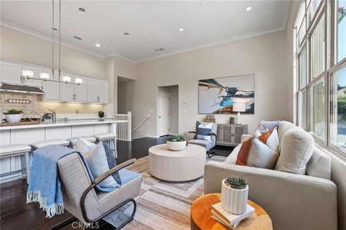 47 Mayfair, Irvine, CA, 92620-2149 | Card Image