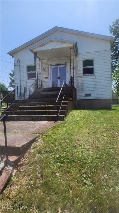 1139 Noble St, Alliance, OH, 44601-1931 | Card Image