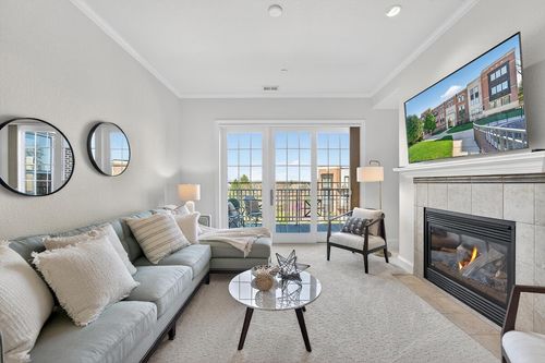 302-19125 Thomson Drive, Brookfield, WI, 53045 | Card Image