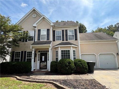 4312 Pepperbush Dr, Greensboro, NC, 27405-8216 | Card Image