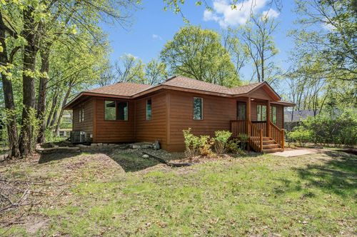 25985 Smithtown Rd, Shorewood, MN, 55331-8447 | Card Image