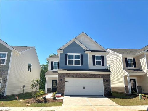 5260 Amaryllis Way, Winston-Salem, NC, 27104-3792 | Card Image
