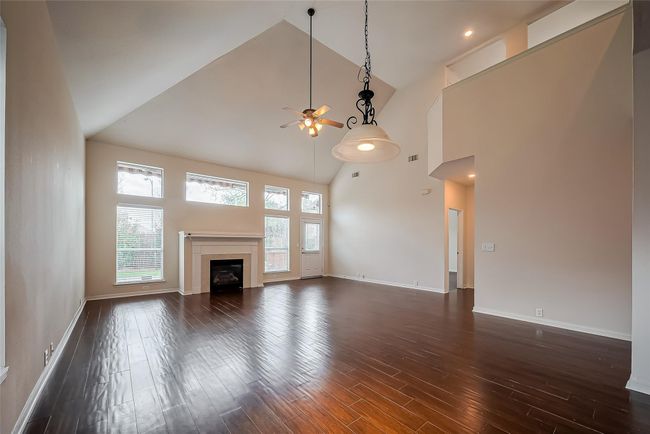 20006 Shavon Springs Dr, House other with 5 bedrooms, 4 bathrooms and 3 parking in Spring TX | Image 10