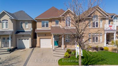 82 Glendarling Cres, House other with 4 bedrooms, 4 bathrooms and 3 parking in Stoney Creek ON | Image 2