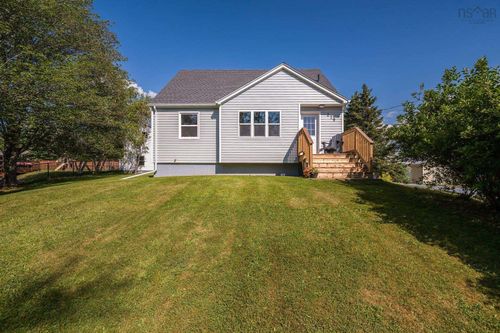 279 Gabriel Rd, Falmouth, NS, B0P1P0 | Card Image