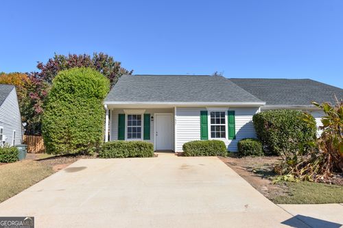 1627 Summerwoods Cir, Griffin, GA, 30224-8416 | Card Image