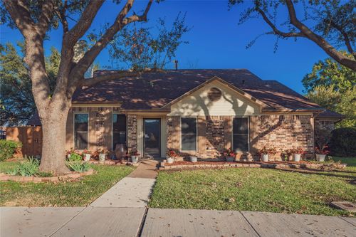 593 King Cir, Lewisville, TX, 75067-3227 | Card Image