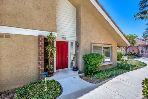 335 Sprucewood Ave, Oak Park, CA, 91377 | Card Image