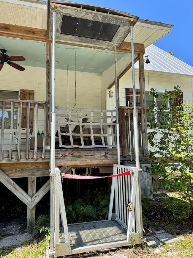 6871 Sw 103 Rd Ter, House other with 3 bedrooms, 2 bathrooms and null parking in Cedar Key FL | Image 49