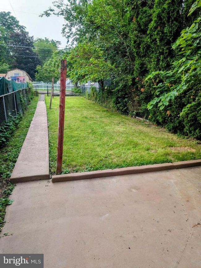 128 W Main St, House other with 3 bedrooms, 2 bathrooms and null parking in NEW BLOOMFIELD PA | Image 7