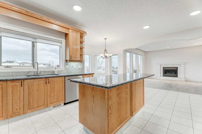 4020 Edgevalley Landing Nw, Home with 6 bedrooms, 3 bathrooms and 4 parking in Calgary AB | Image 13