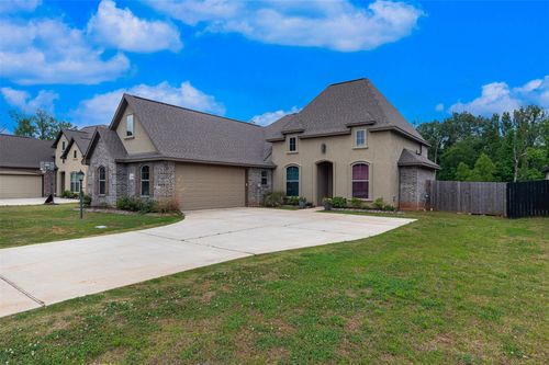 1144 Green Wood Cir, Haughton, LA, 71037-8866 | Card Image