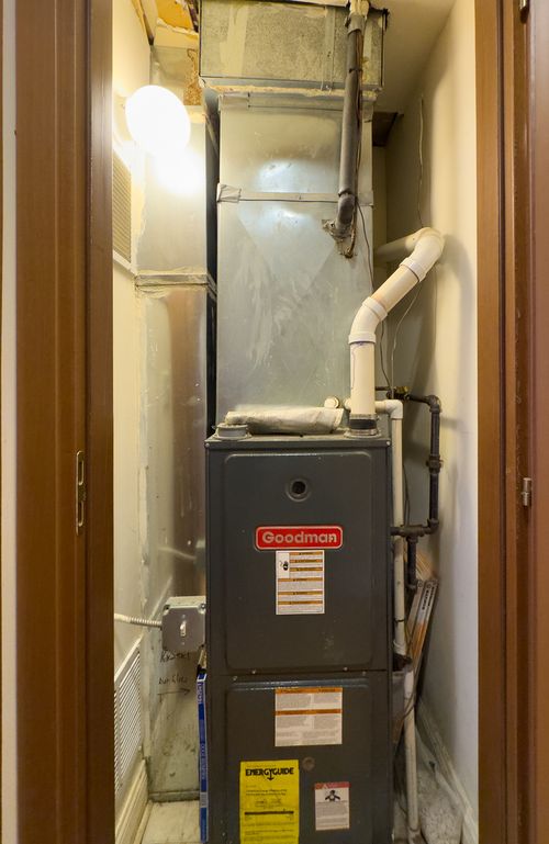 apt-1-1647 W Sherwin Ave, Chicago, IL, 60626-1932 | Card Image
