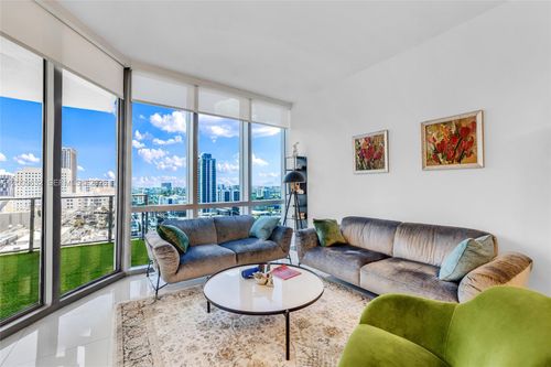1408-851 Ne 1st Ave, Miami, FL, 33132-1839 | Card Image