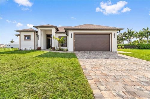 7 Sw 19th Pl, Other City - In The State Of Florida, FL, 33991 | Card Image