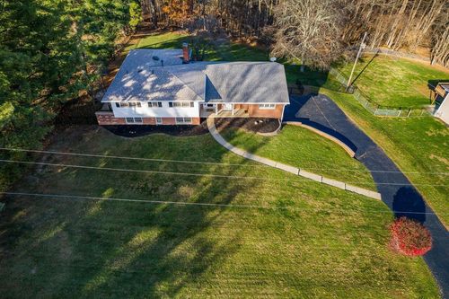 1629 Marietta Rd Ne, Lancaster, OH, 43130-8792 | Card Image